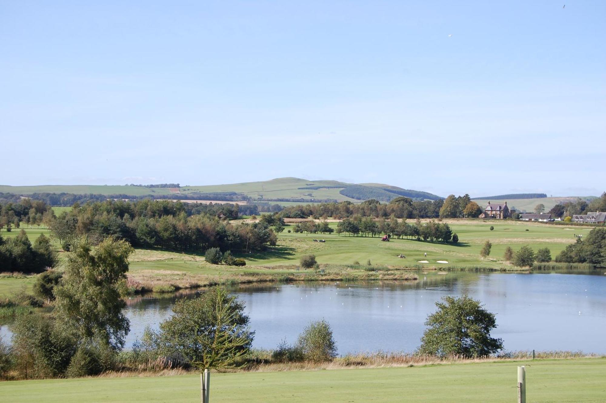 Cairndale & 3*