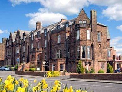Hotel Cairndale & 3*